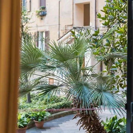 Vaticano-metro A 2 Steps, Cozy Loft With Ac & Wi-fi *